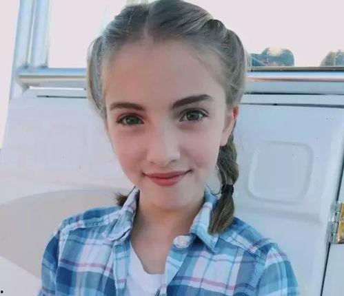 网红吃瓜跳舞视频,欢乐瞬间引爆网络