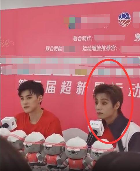 吃瓜群众秒变军网记者,从吃瓜群众到军网记者的华丽转身