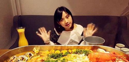 八卦吃瓜博主网红圈吃饭