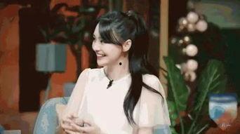 张子凡网红深情版吃瓜